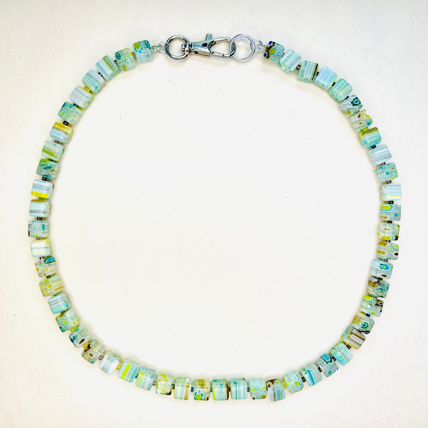 villa necklace