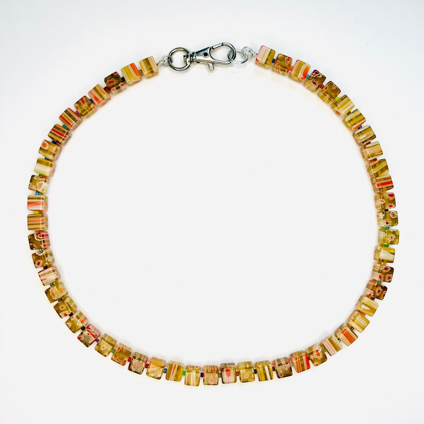 villa necklace