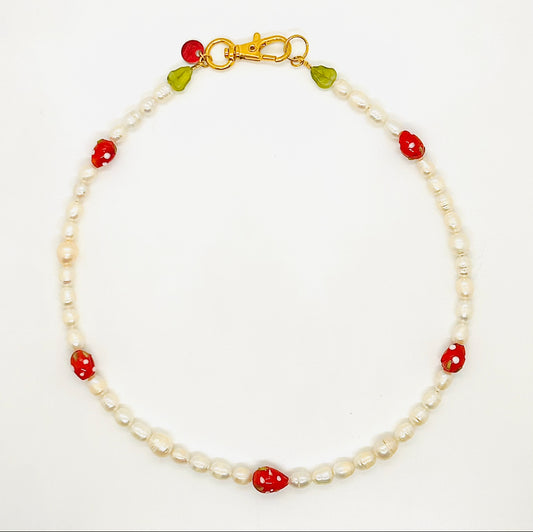 shortcake necklace